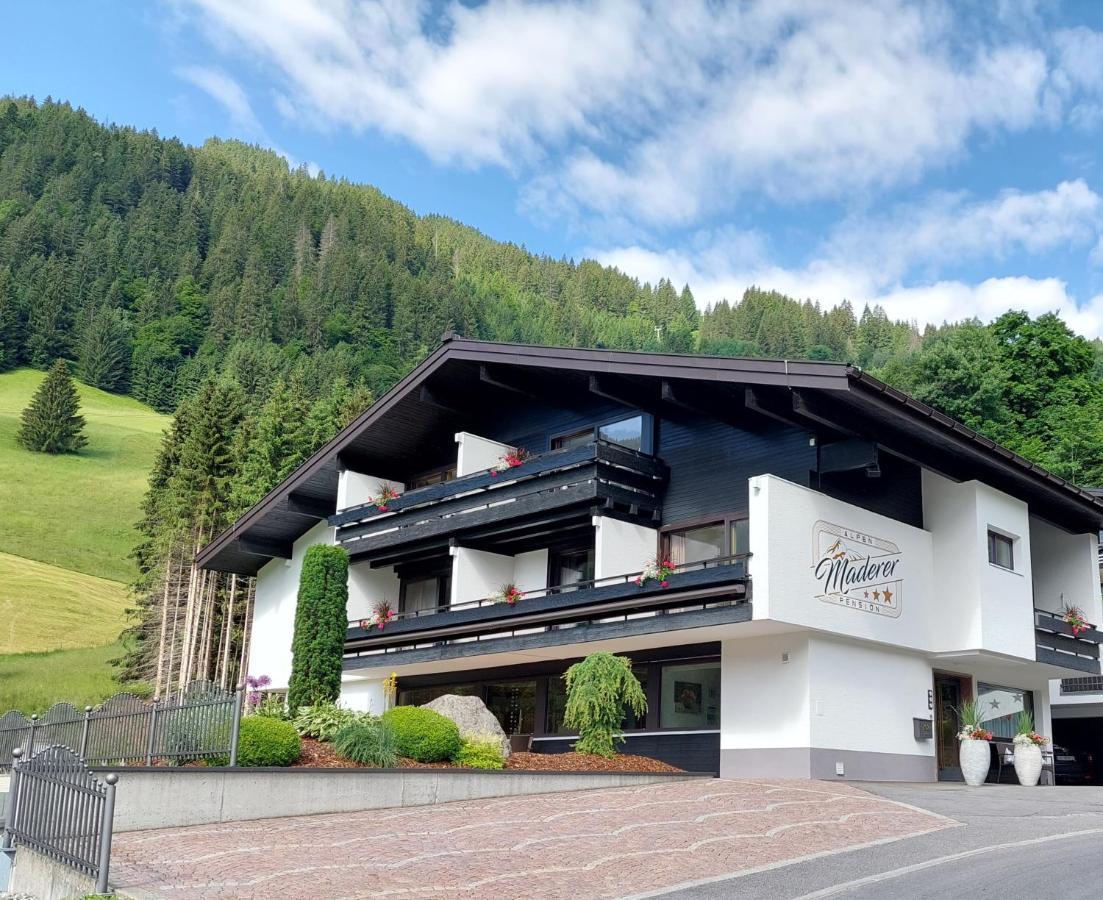 Alpenpension Maderer ガシュルン エクステリア 写真